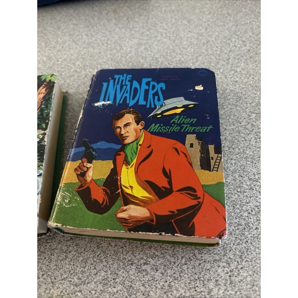 Little Big Books Vintage 1967 Set Of 3 Tarzan , The Invaders, Calcutta Affair - Picture 2 of 10
